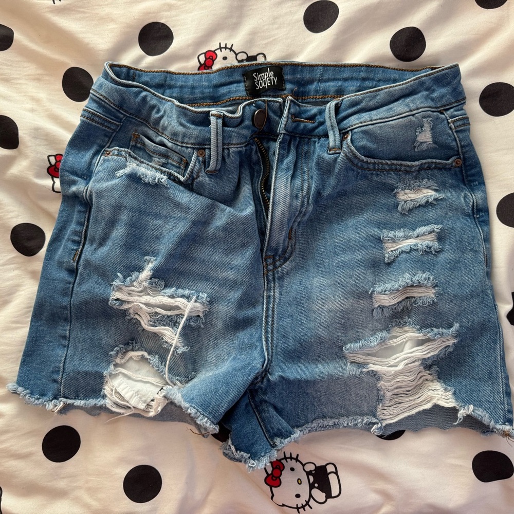 ripped denim shorts